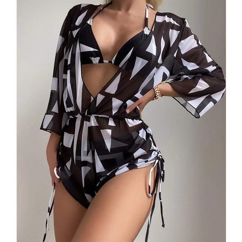 Black And White Patterned Beach Set